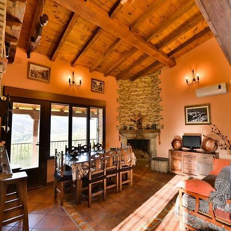 Casa Rural Apartamento Las Malpicas Navaconcejo Eksteriør bilde