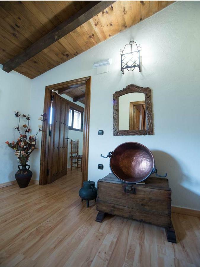 Casa Rural Apartamento Las Malpicas Navaconcejo Eksteriør bilde